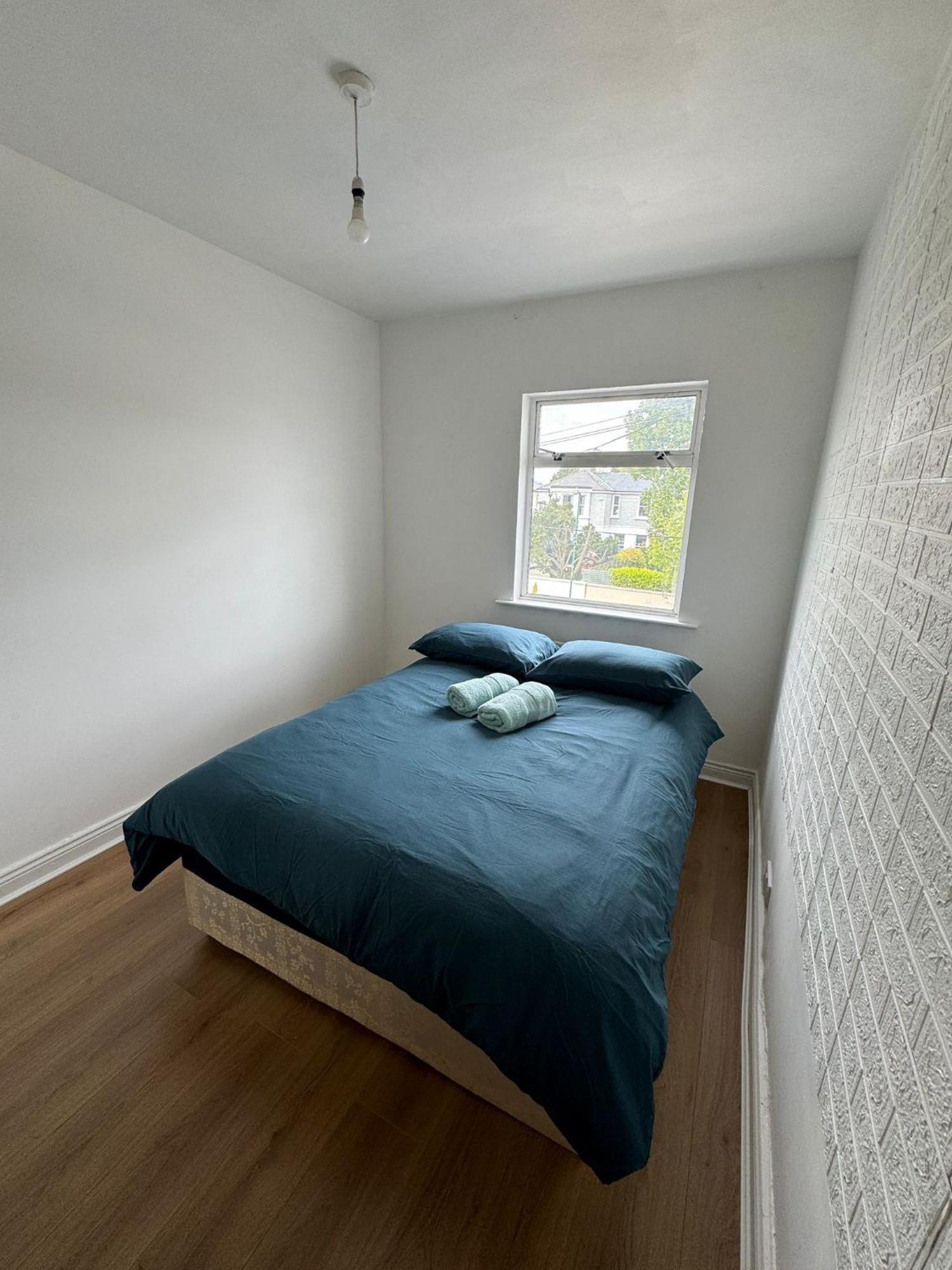 Nice Double Room At 2 Iveragh Rd-8 Dublin Exterior photo